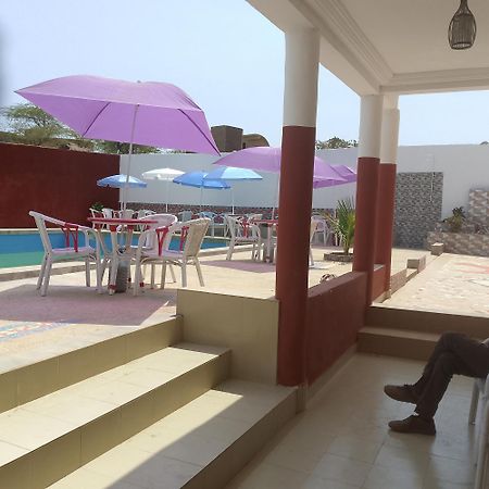 Chez Mimi Hotel Toubab Dialaw Exterior photo