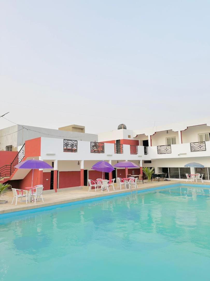 Chez Mimi Hotel Toubab Dialaw Exterior photo